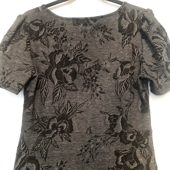 Suzy Shier Puff short sleeve dress - Picture 2 of 4